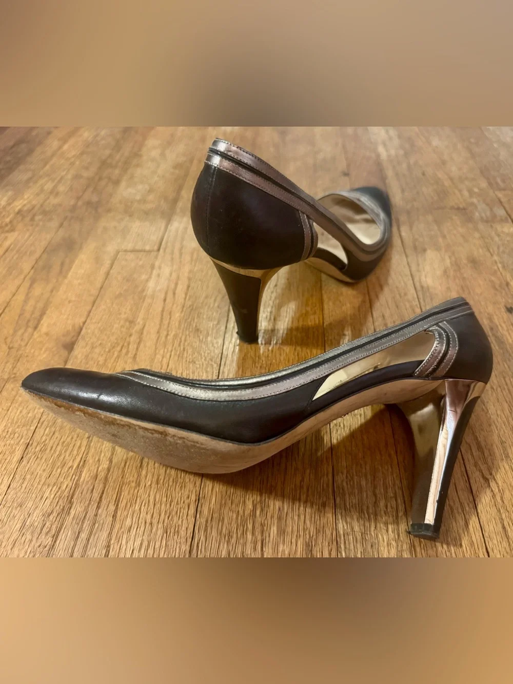 Jimmy Choo Black and Silver Pointed Toe Leather Heels - 40.5